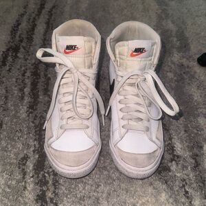 Nike High-Top White Sneakers, blazer mid